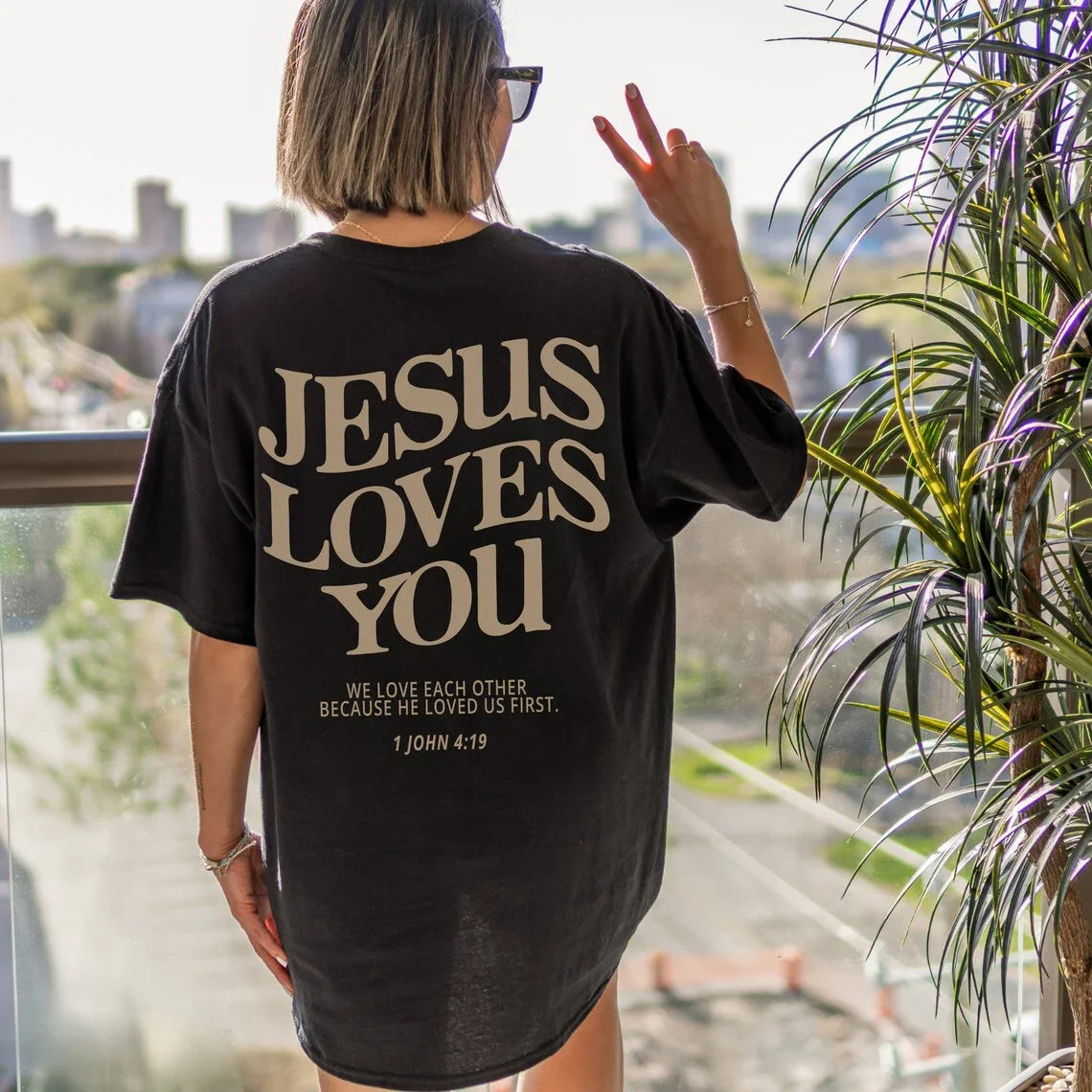 Jesus Loves You Christian Oversized T-Shirt we love each other Loose Tee Women Trendy Casual cotton Aesthetic Top